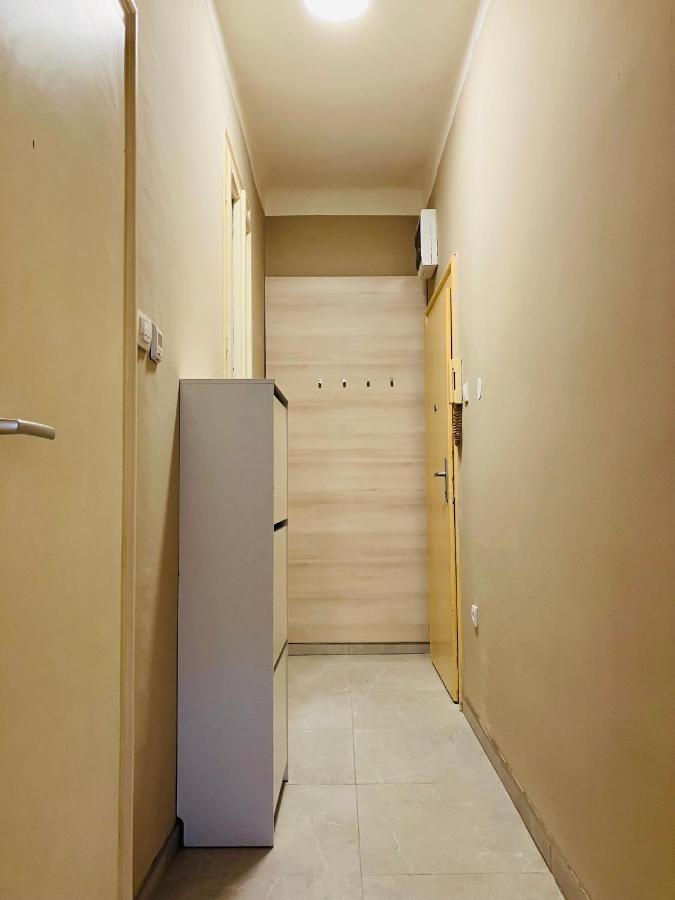 Salon Studio Savamala Sajmiste Exterior foto